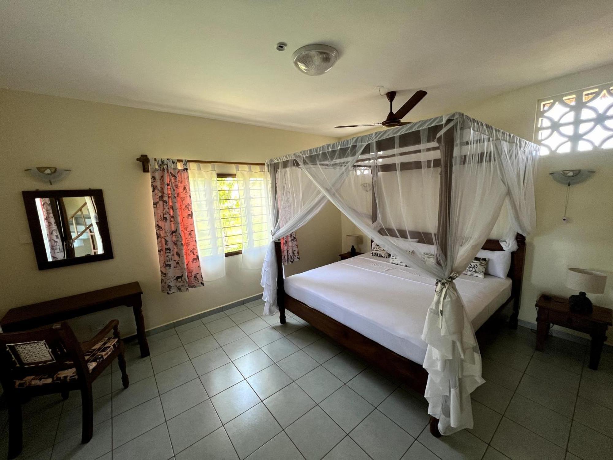 Paradiesische Villa Maisha Mazuri Mit Pool. Terrasse Und Personal Diani Beach Dış mekan fotoğraf
