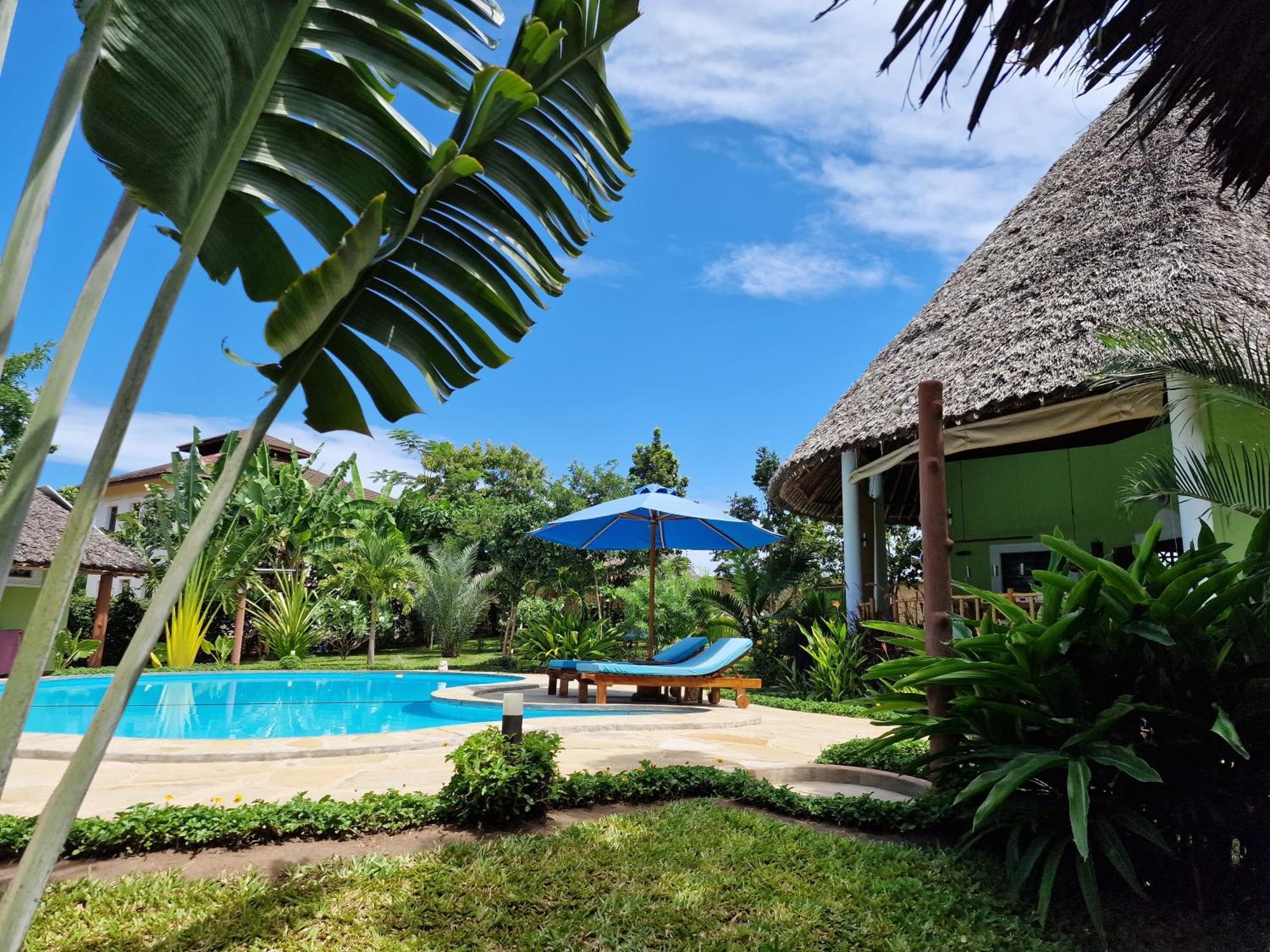 Paradiesische Villa Maisha Mazuri Mit Pool. Terrasse Und Personal Diani Beach Dış mekan fotoğraf
