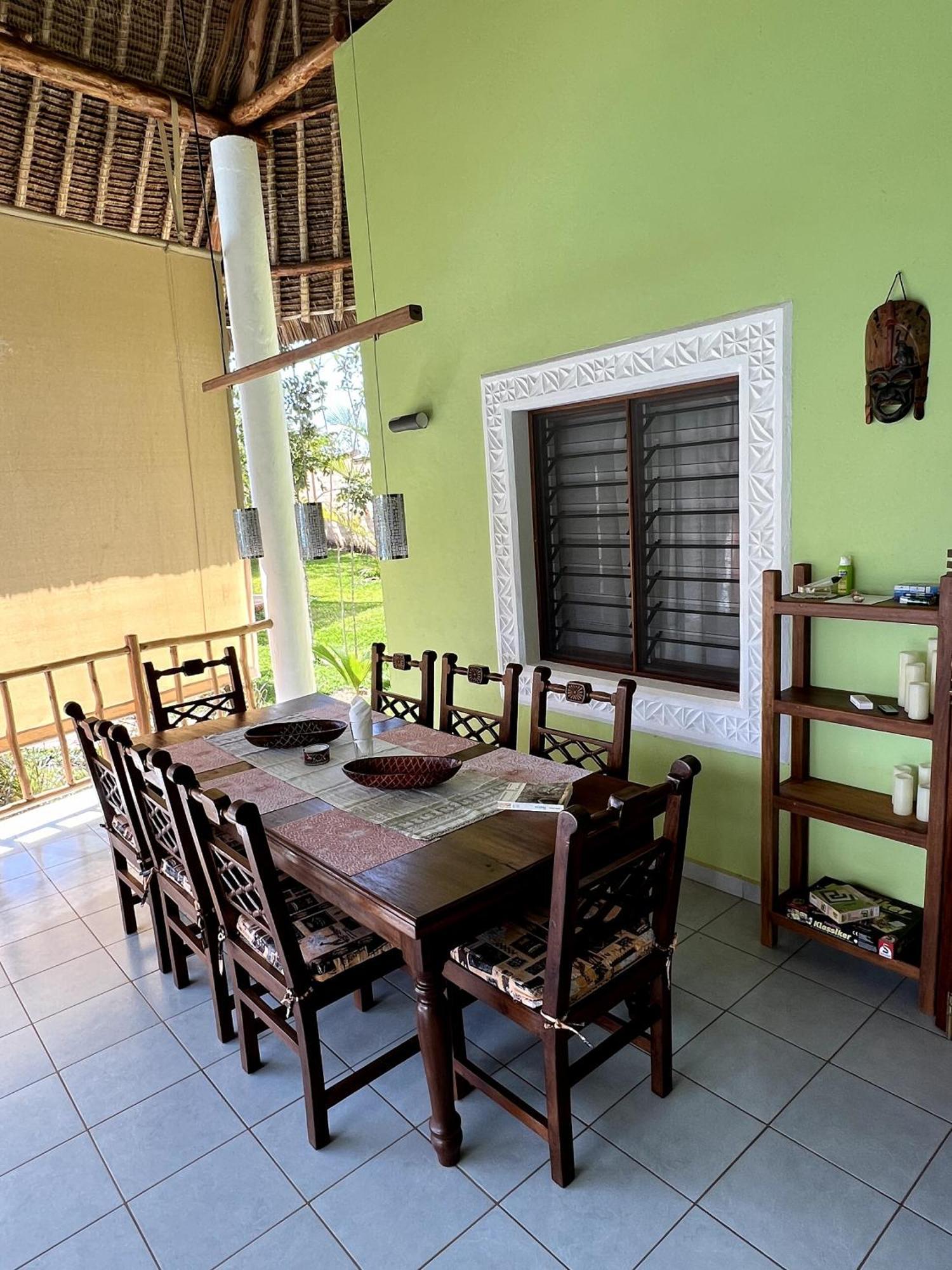 Paradiesische Villa Maisha Mazuri Mit Pool. Terrasse Und Personal Diani Beach Dış mekan fotoğraf