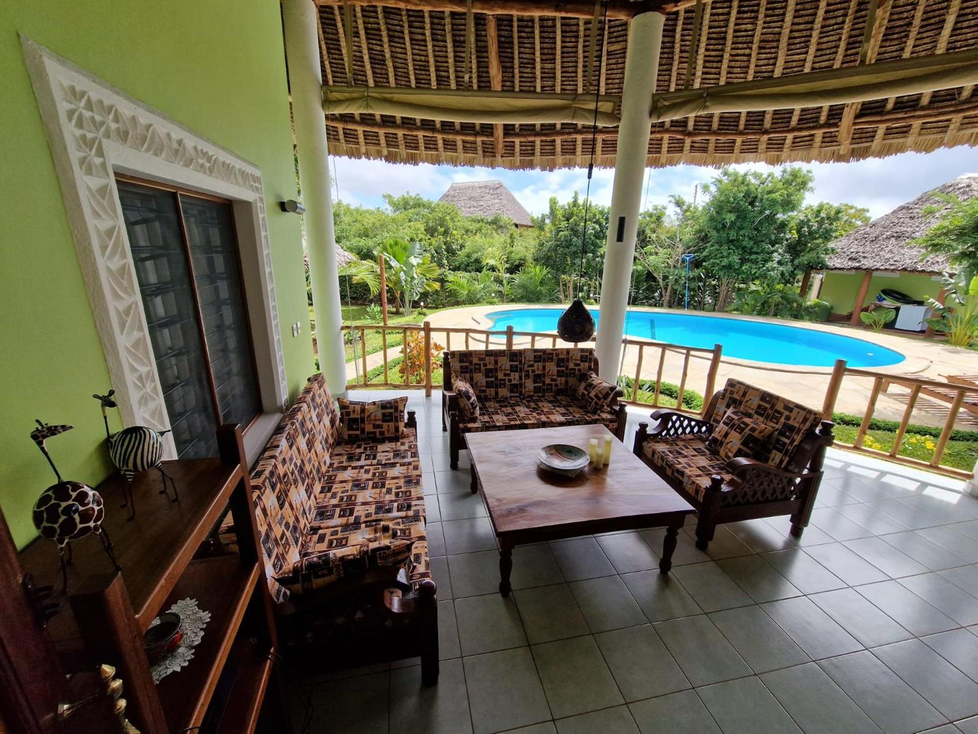 Paradiesische Villa Maisha Mazuri Mit Pool. Terrasse Und Personal Diani Beach Dış mekan fotoğraf